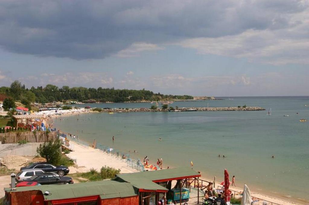 Harmony Beach Family Hotel Nesebar Esterno foto