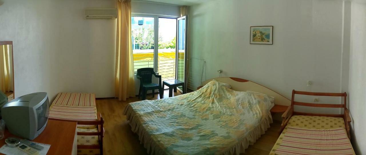 Harmony Beach Family Hotel Nesebar Esterno foto